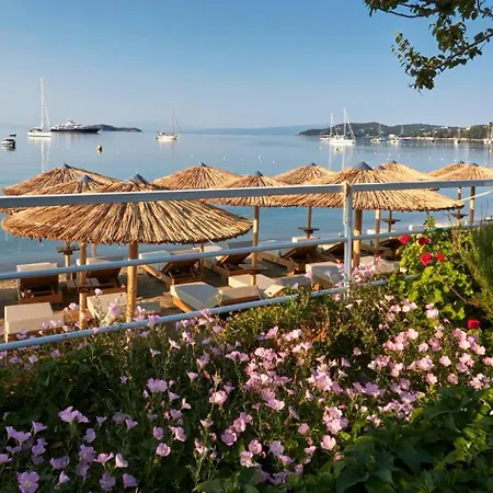 Apartahotel Ammos Luxury 4*