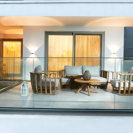 Ammos Luxury アパートホテル スキアトスタウン