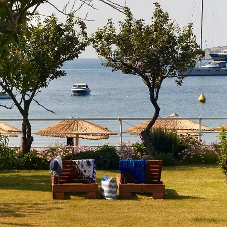 Ammos Luxury Aparthotel Skiathos