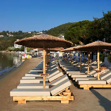 アパートホテル Ammos Luxury